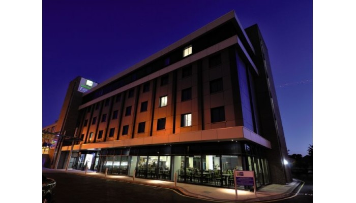 Hotel Holiday Inn Express London - Heathrow T5 poza 0