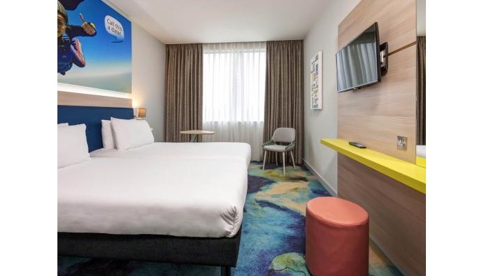 Hotel Ibis Styles London Heathrow Airport poza 4