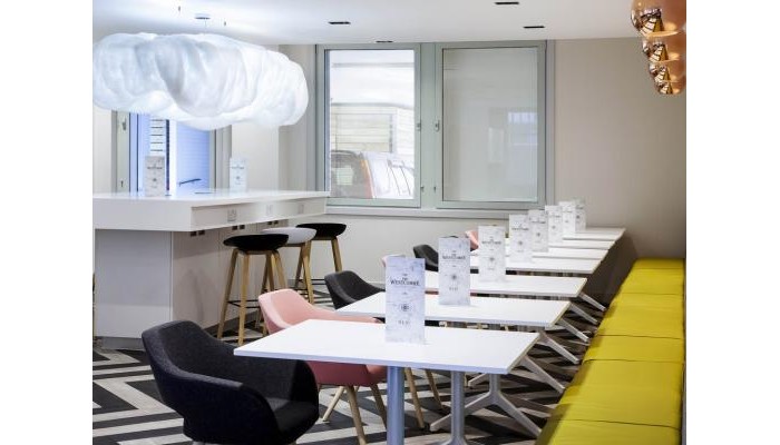 Hotel Ibis Styles London Heathrow Airport poza 9