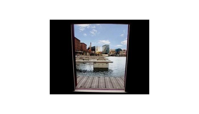 Hollywood Apartments & Barges poza 7