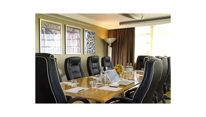 Hotel Crowne Plaza Liverpool John Lennon Airport poza 3