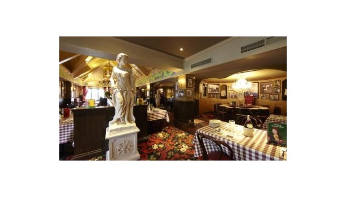 Village Urban Resort Wirral poza 15