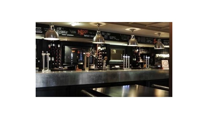 Village Urban Resort Wirral poza 11