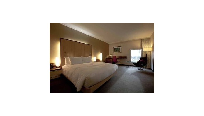 Hilton Heathrow Terminal 4 Hotel poza 8