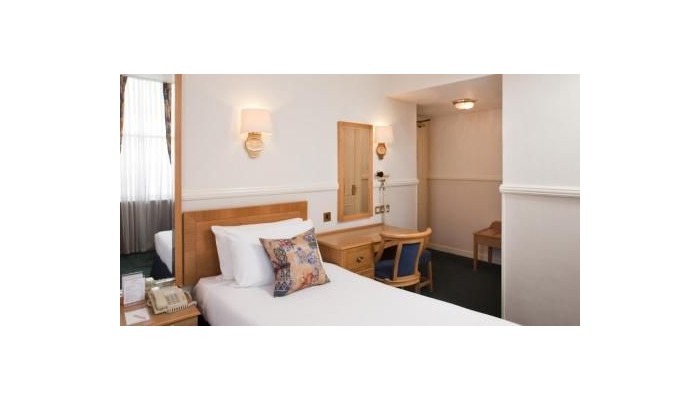 Hotel Berjaya Eden Park London poza 10