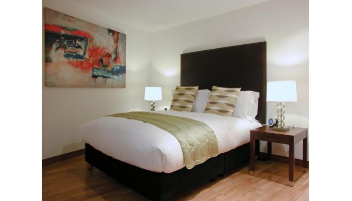 Kings Wardrobe Apartments By Bridgestreet poza 1