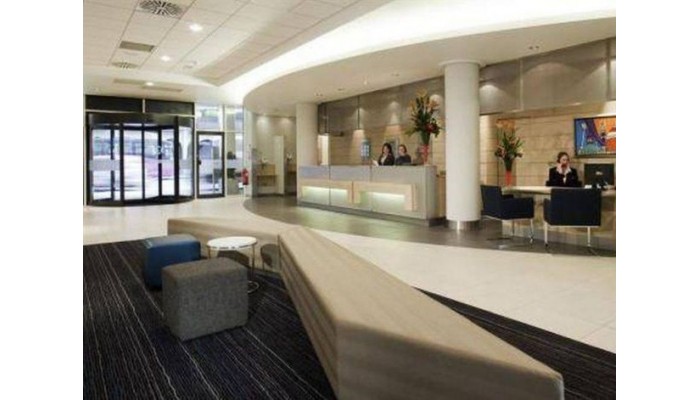 Hotel Novotel London City South poza 3